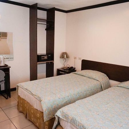 Crowne Garden Hotel Cebu Exteriér fotografie